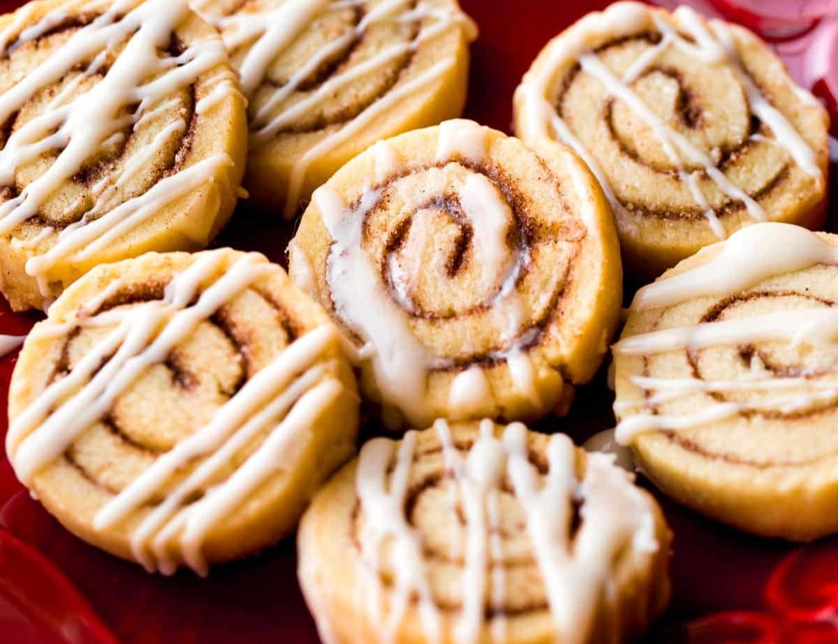 Cinnamon Roll Cookies suggested serving